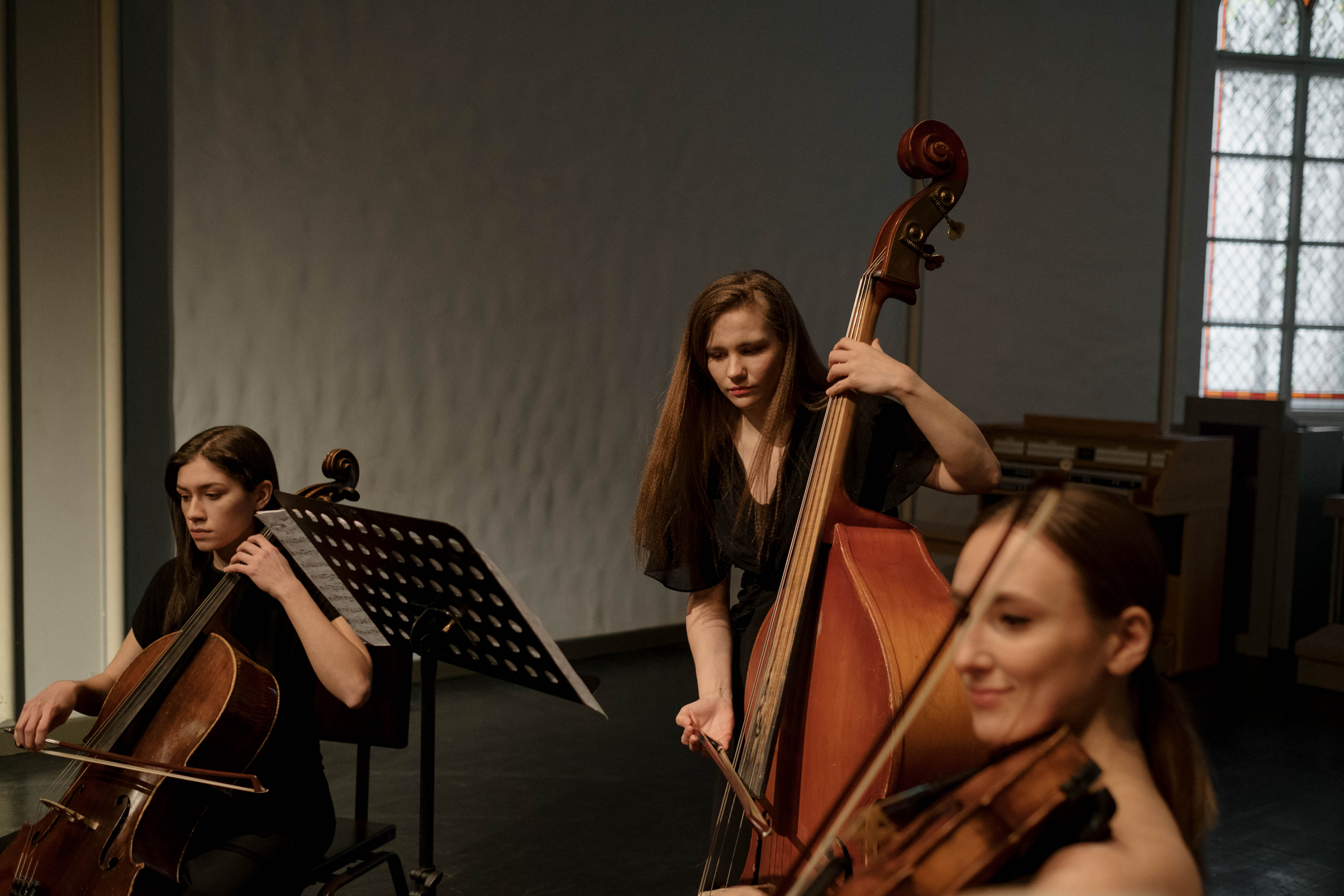 A group of Kids Learning Violon at Golden Tree Kids Center